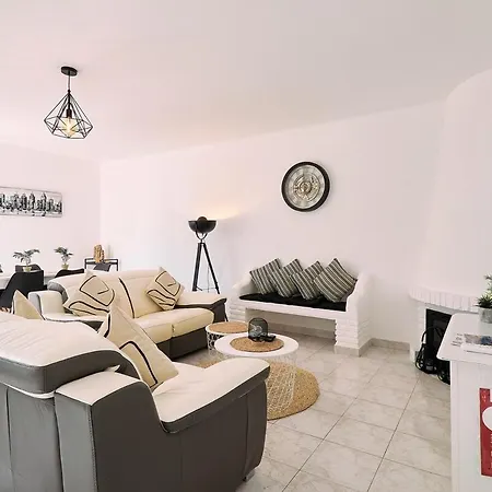 Carla Mit Privaten Garten