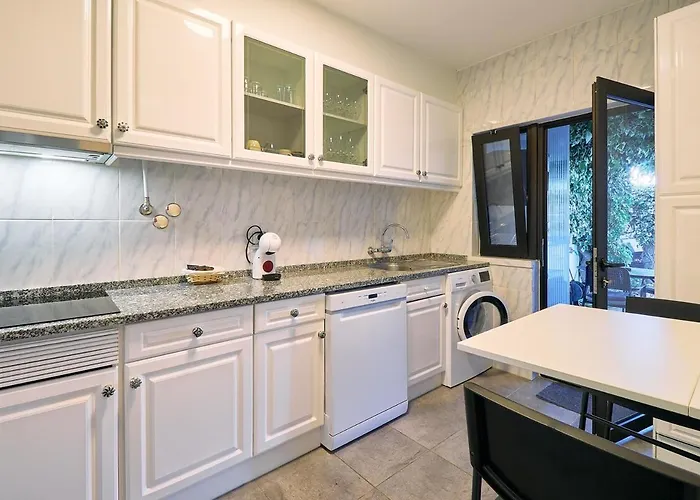 Appartamento Carla Mit Privaten Garten