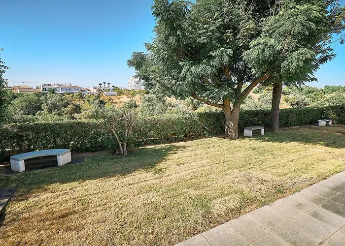 Carla Mit Privaten Garten *