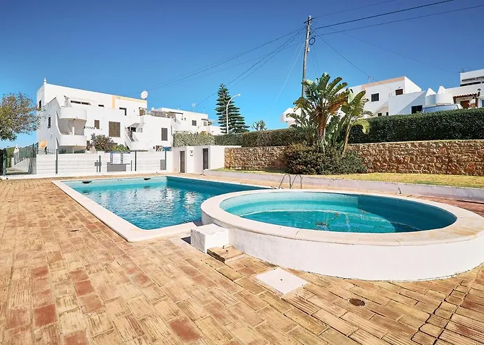 Carla Mit Privaten Garten Апартаменты