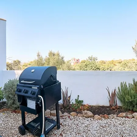 Carla Mit Privaten Garten Armação de Pêra