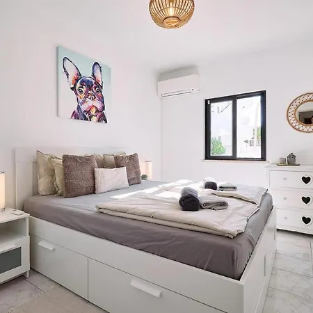 Carla Mit Privaten Garten * Armação de Pêra